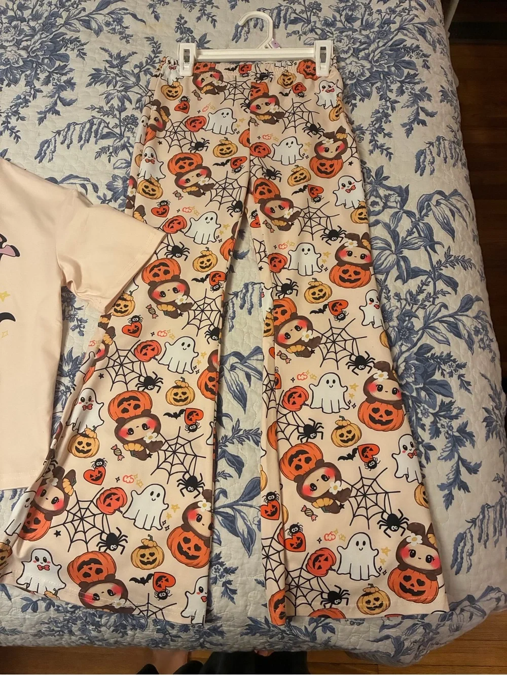 SHEIN Labubu Pumpkin & Ghost Halloween Pajama Set